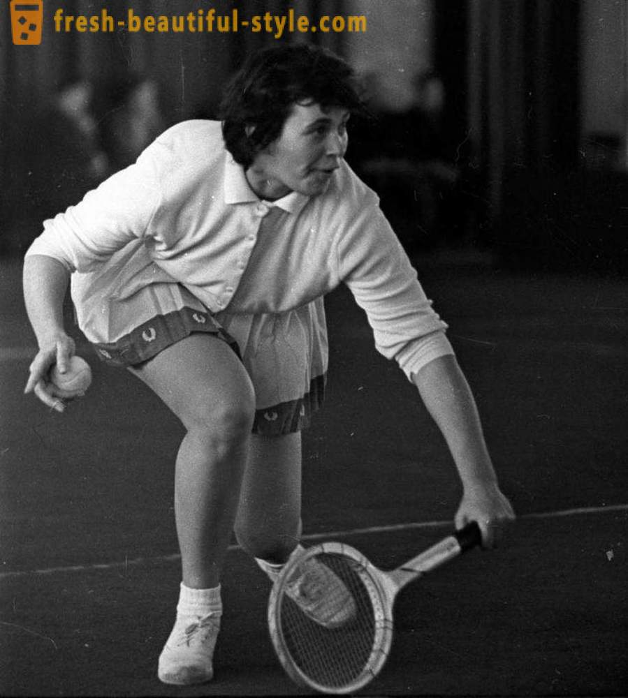 Anna Dmitrieva: biographie, date de naissance, pour atteindre une carrière dans le commentateur de tennis et des sports
