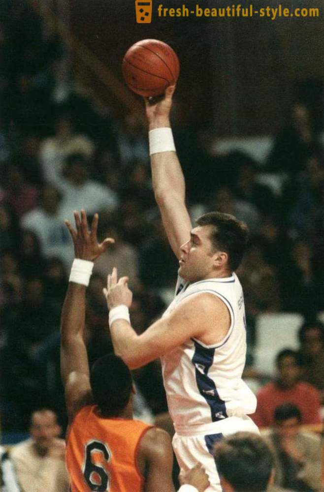 Arvydas Sabonis: biographie, vie personnelle, carrière dans le basket-ball, les prix et les jeux