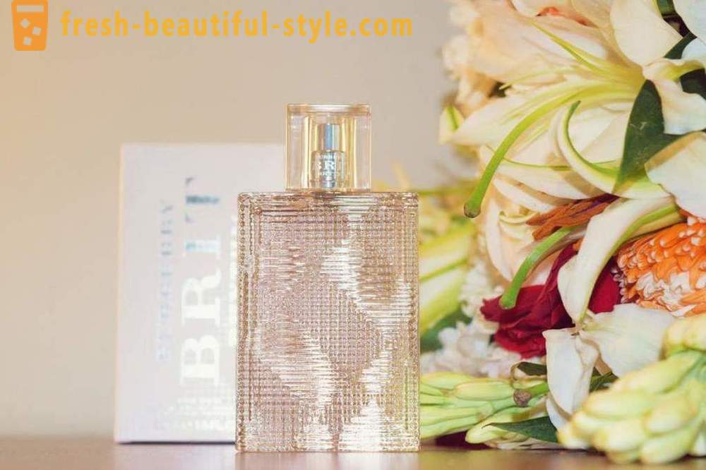 Burberry Parfum: Description de la saveur, en particulier les types et les commentaires des internautes
