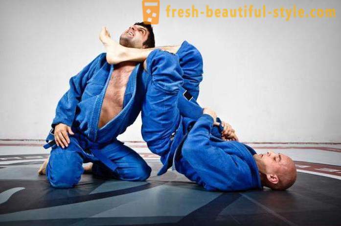 Ce qui est différent du judo sambo: comparaison des techniques et des règles