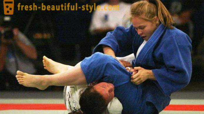 Ce qui est différent du judo sambo: comparaison des techniques et des règles