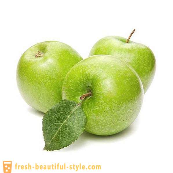Spiritueux « Pomme verte »: description des saveurs, des fabricants populaires et commentaires