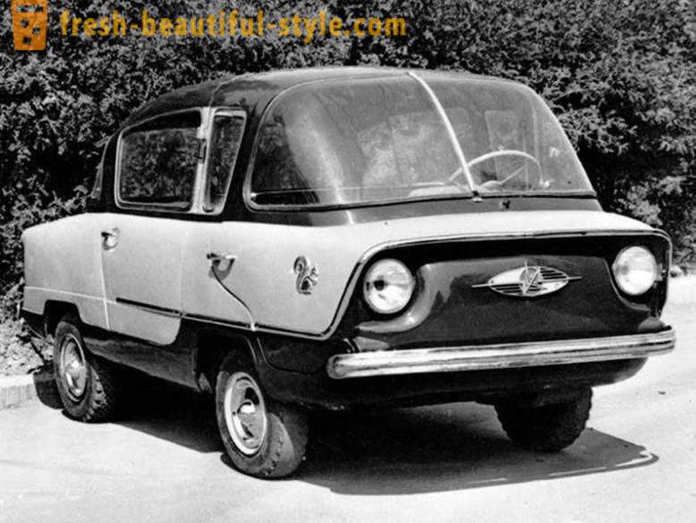 Curieux de la plus petite voiture soviétique
