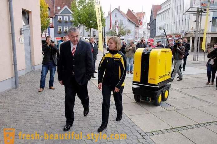 En Allemagne, nous avons créé un postmen robot-assistant et courriers