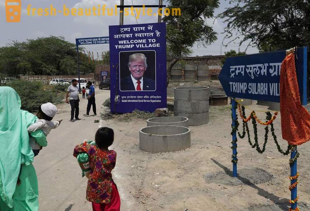 Village après être nommé Trump en échange de toilettes