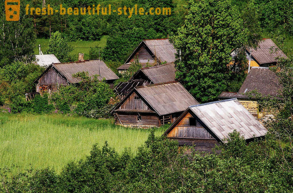 La beauté du monde des villages vides