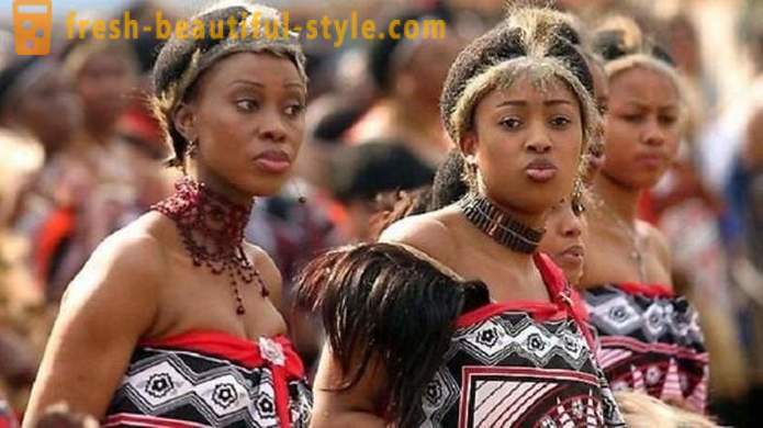 Canne de vacances et vierges défilé au Swaziland