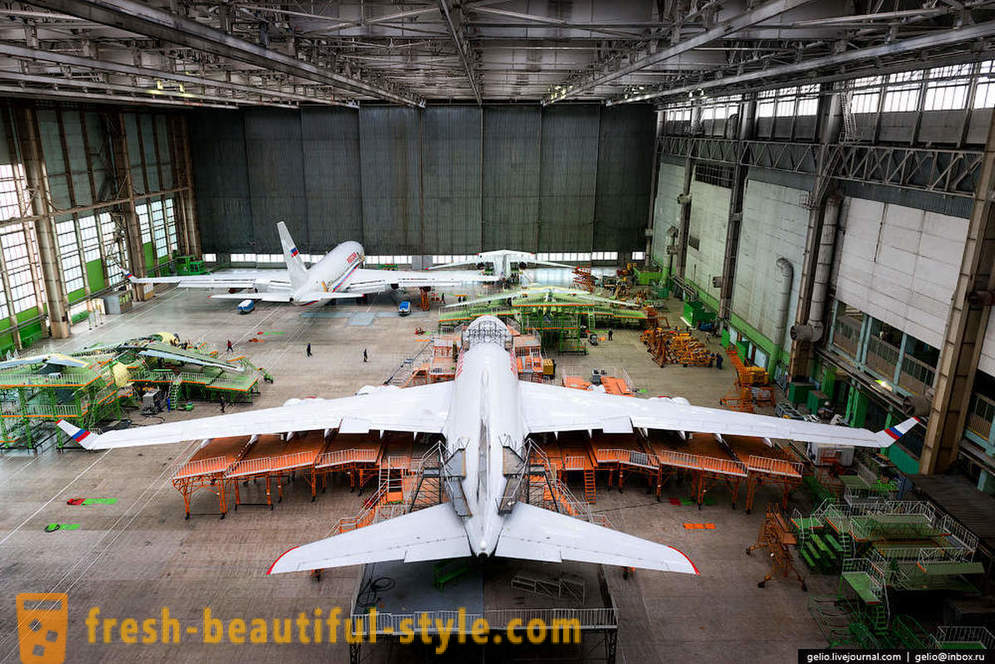 Production de Il-96-300 et AN-148. VASO