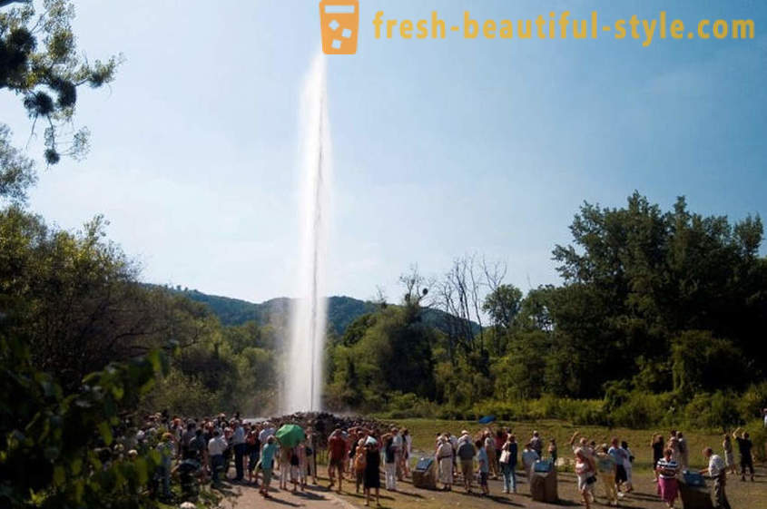 11 geysers, ce qui démontre la puissance et la force incroyable de la Terre