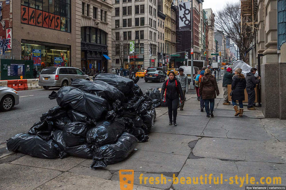 New York: La mode étrange, mauvais état des routes et l'hôtel du futur