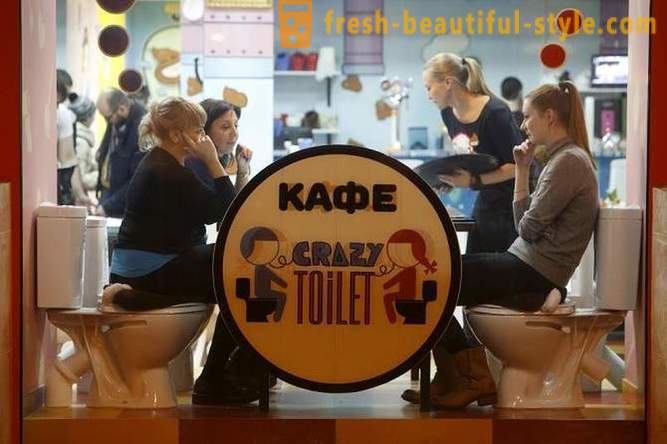 Café « toilettes Crazy » sur l'Arbat