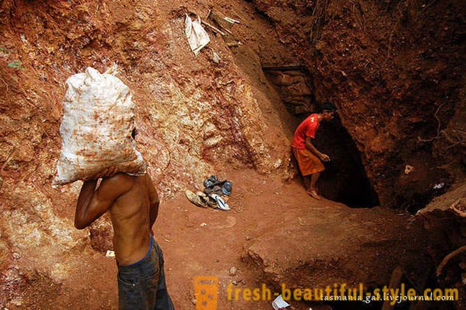 Comment la mine d'or en Indonésie