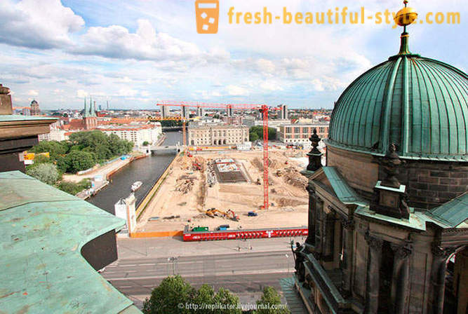 Berlin hauteur de la cathédrale de Berlin