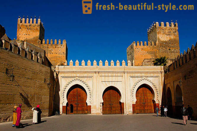 Fès - la plus ancienne des villes impériales du Maroc