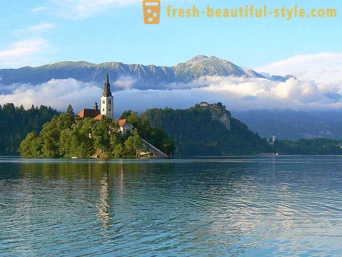 Le lac de Bled, couvert de légendes