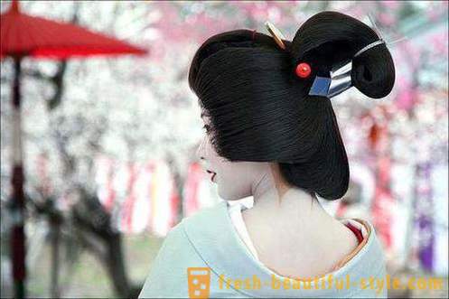 Coiffures japonaises pour les filles. Traditionnelle coiffure japonaise