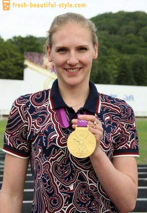 Champion olympique Svetlana Romashina