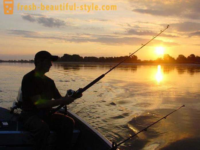 J'aime pêcher? La pêche sur le lac, la rivière et la mer. Comment pêcher la filature?