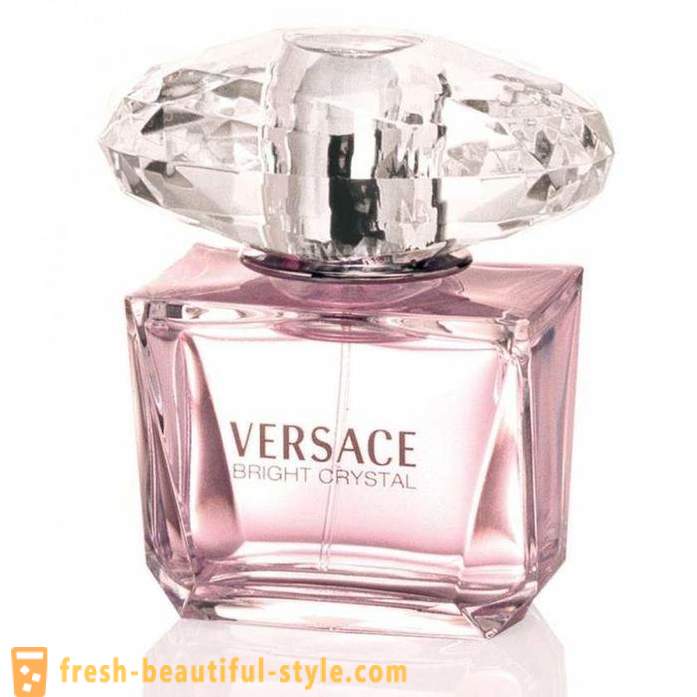 « Versace » - parfum pour captivante et sexualité